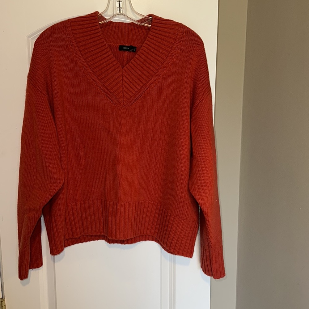 Joseph wool cashmere v neck sweater size L red